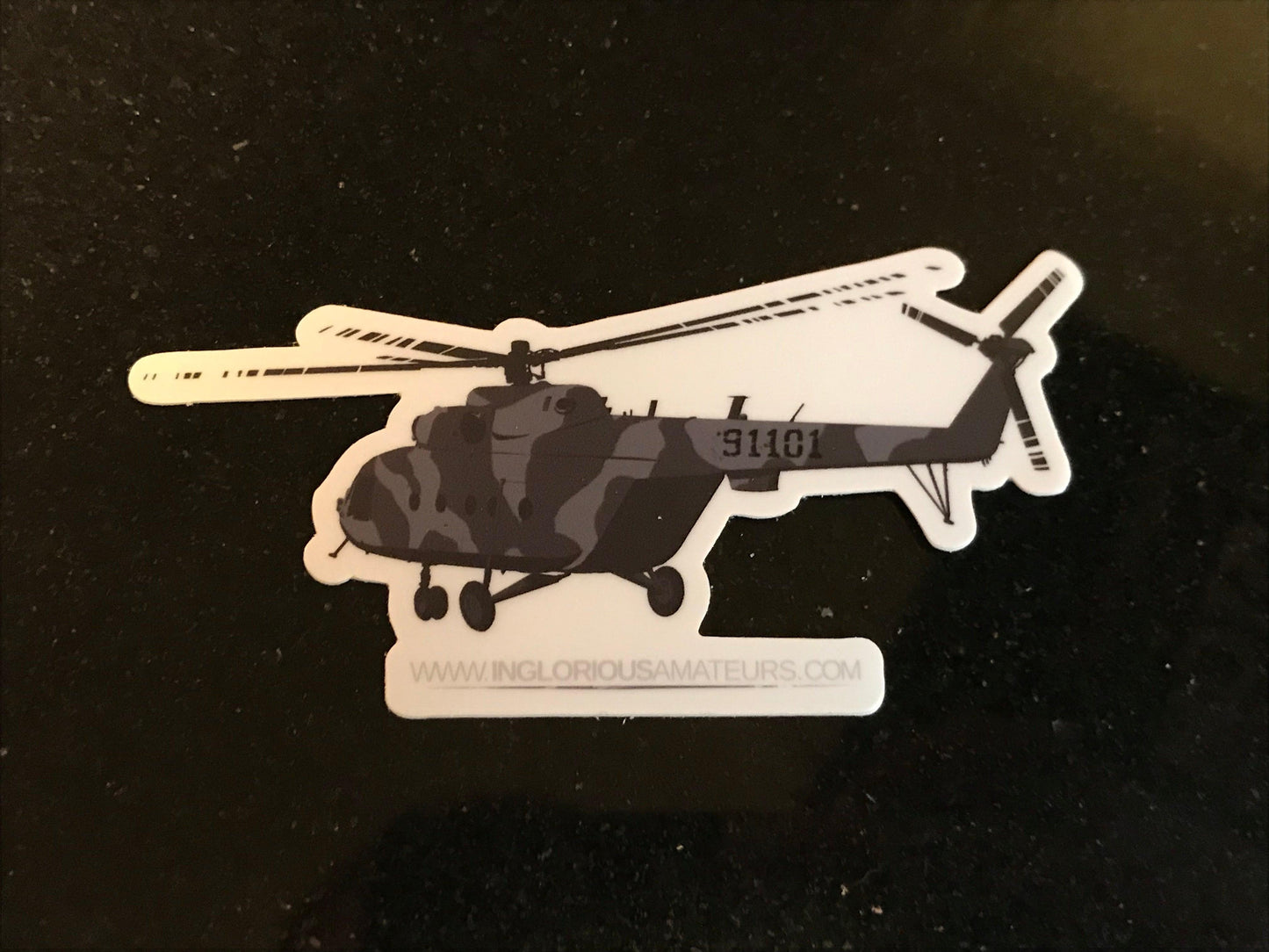 Memorial Helo - Inglorious Amateurs